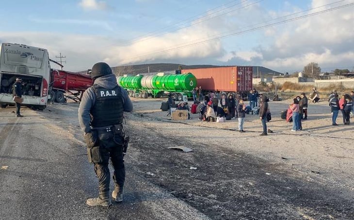 Autobús que venía de Texas choca en la Saltillo-Zacatecas; hay un muerto y 30 heridos 