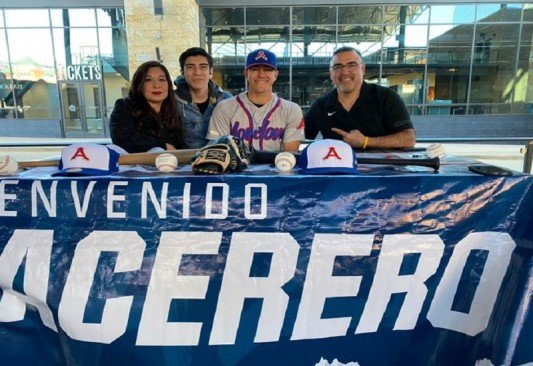 Acereros firma al nigropetense José Gerardo Gutiérrez, multipremiado prospecto del béisbol colegial en Texas 
