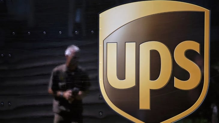UPS planea recorte de personal y revisión sindical