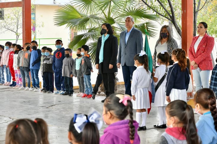 Ayuntamiento visita el jardín de niños Emiliano Zapata