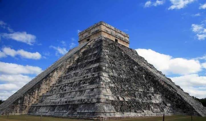 Confabulario. Nuevos descubrimientos arqueológicos en Chichen Itzá