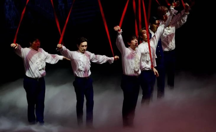 Super Junior flecha los corazones de 14 mil fans en la Arena Ciudad de México