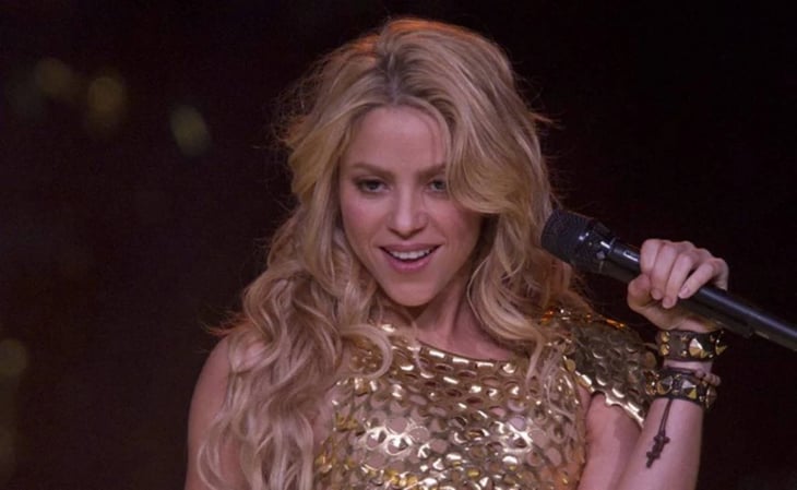 Shakira sigue facturando: pone a la venta sudadera con frase en contra de Piqué