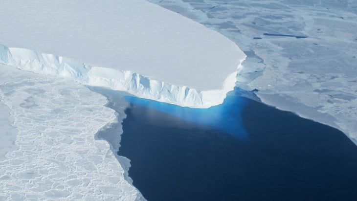 Científicos encuentran grietas en el glaciar del “juicio final” de la Antártida