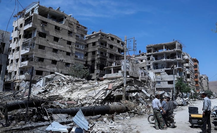 Bombardeo israelí alcanza edificios 'residenciales' en Damasco; hay 15 muertos