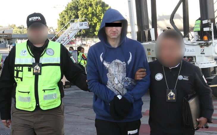 Extraditan a México a presunto líder de mafia rumana que operaba en cajeros automáticos de la Rivera Maya