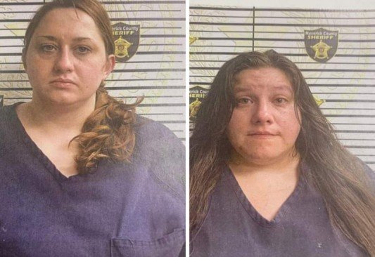 Patrulleros detienen a dos mujeres contrabandistas en Texas, llevaban a un indocumentado en la cajuela 