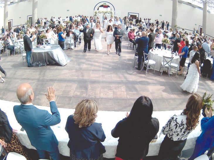 DIF celebra bodas comunitarias a 120 parejas en el Coahuila y Texas
