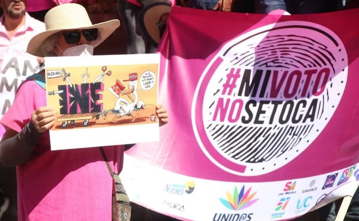 Marea rosa en defensa del INE llega a varios estados del país