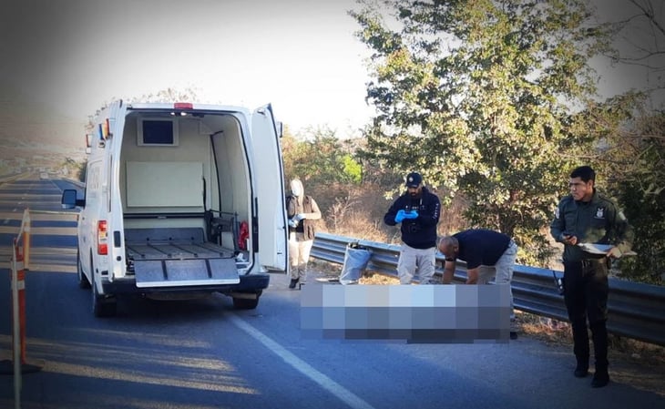 Encuentran otro cuerpo de un hombre con impactos de bala en carretera México-Nogales