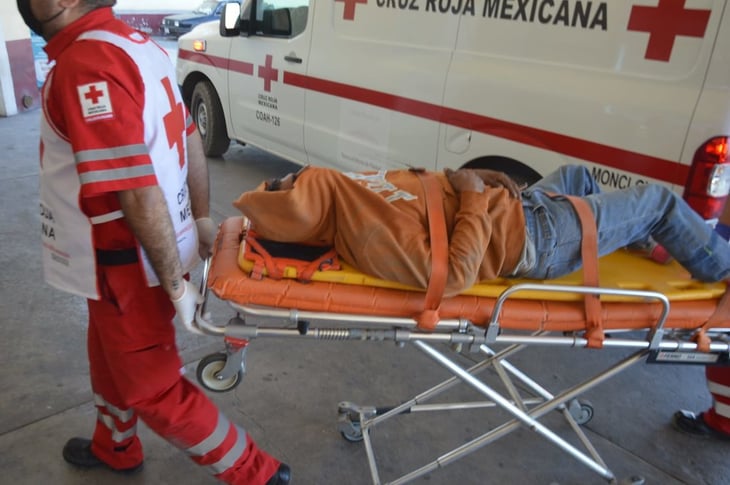 Obrero sufre caída de dos metros en la Colonia Morelos de Frontera