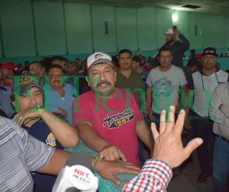 Violencia brota en la 147: Obreros de AHMSA enfrentan a líderes 