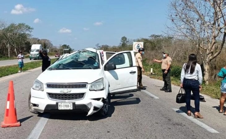 Volcadura deja seis trabajadores del Tren Maya lesionados en carretera Mérida-Cancún