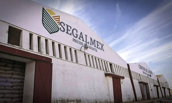 FGR obtiene órdenes de aprehensión contra 22 personas en caso Segalmex