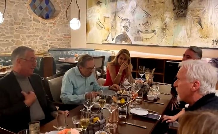 VIDEO: Ricardo Salinas Pliego presume cena con James Cameron: 'Un privilegio'