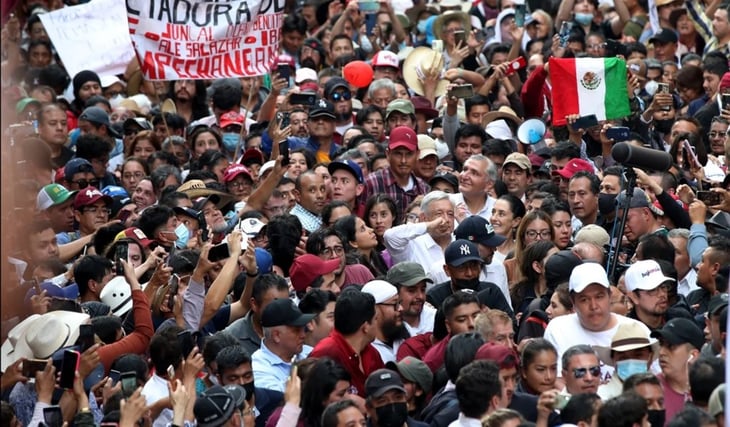 'No vamos a financiar asistencia de militantes': Senadores de Morena rechazan 'acarreo' al Zócalo
