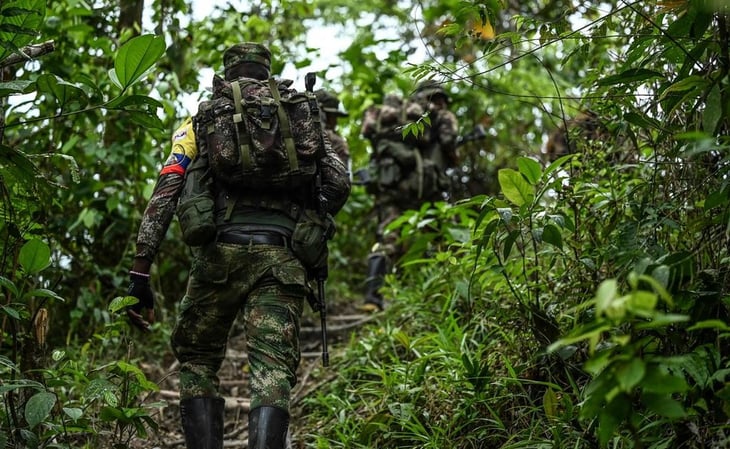 Acuerdo de paz en Colombia corre peligro, advierte último jefe de las FARC a Gustavo Petro