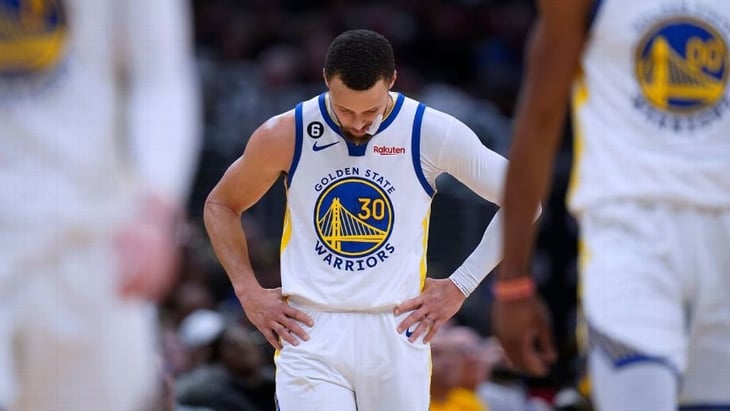 Los Warriors perdieron pese a los 50 puntos de Curry