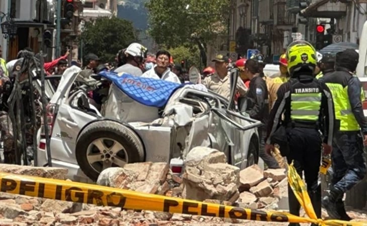 Sube a 12 la cifra de muertos en Ecuador tras sismo de alrededor de 6.8: Guillermo Lasso