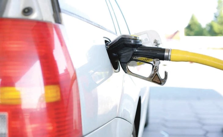 México vende la 6ta gasolina más cara de América Latina