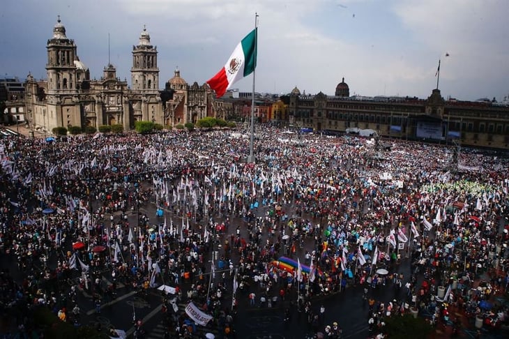 Mexico es un país libre, no colonia ni protectorado de EU, advierte AMLO en mitin por el 18 de Marzo