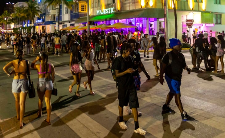 Imponen toque de queda en Miami Beach, tras tiroteos y caos provocados por spring breakers