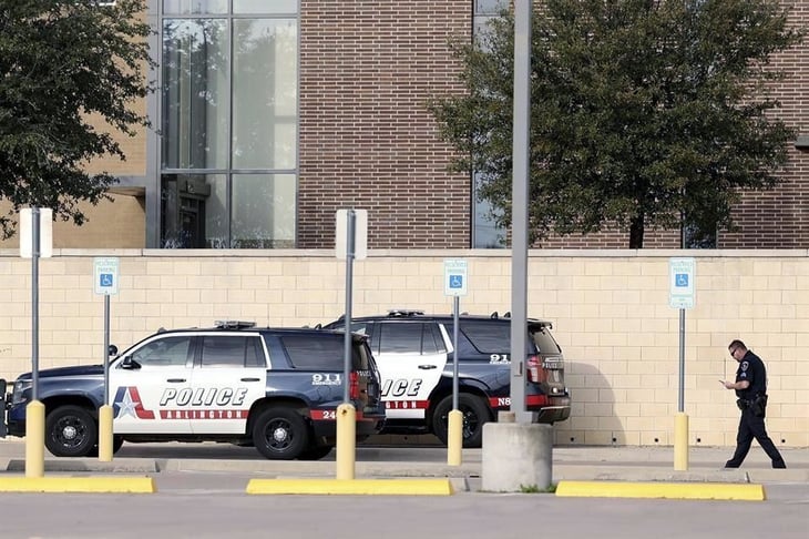 2 estudiantes heridos deja tiroteo en secundaria de Texas 