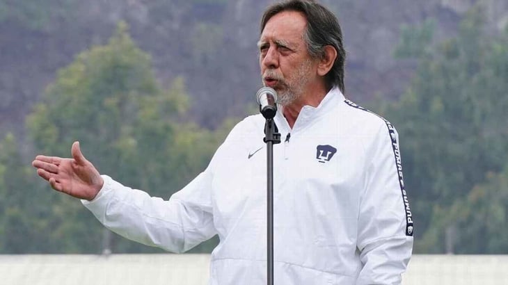 Leopoldo Silva y Miguel Mejía Barón presentan renuncia; Pumas analiza postura