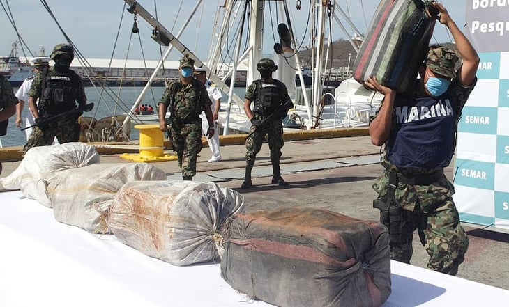 Procesan a 4 ecuatorianos por intentar meter cocaína a México vía marítima