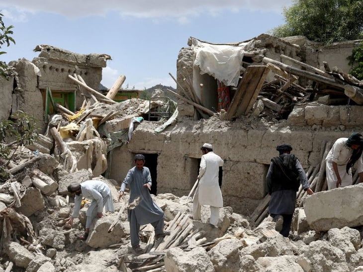 Al menos 13 muertos por el terremoto en Afganistán y Pakistán