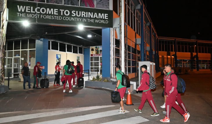 ¡Frío contraste! La Selección Mexicana llegó a Surinam sin reporteros ni reflectores