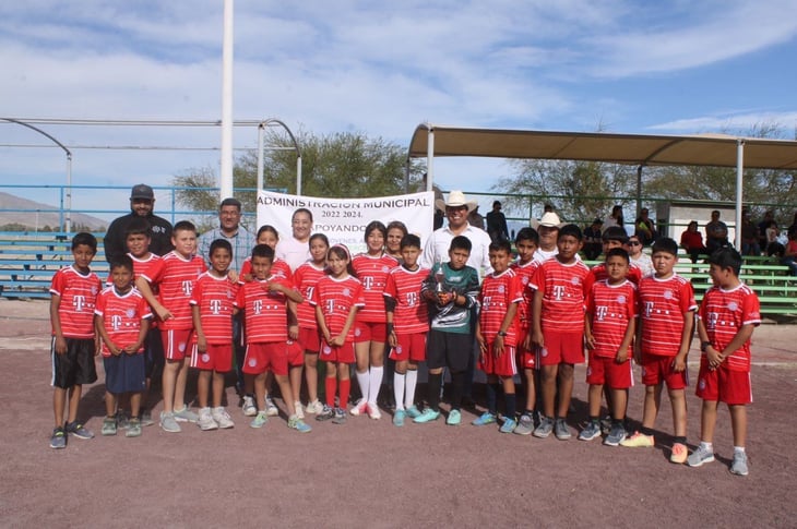 Inauguran en Cuatro Ciénegas liga de fútbol infantil-juvenil