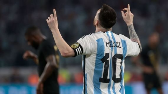 Lionel Messi va por otro récord: quedó a 20 goles de ser el máximo anotador en Selecciones