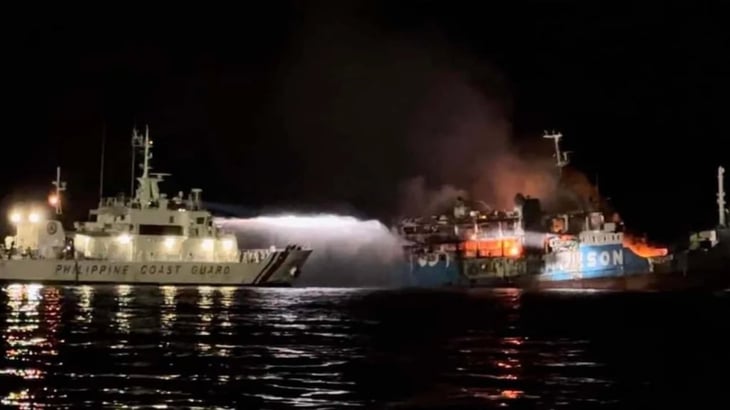 Incendio en transbordador en Filipinas deja al menos 31 muertos
