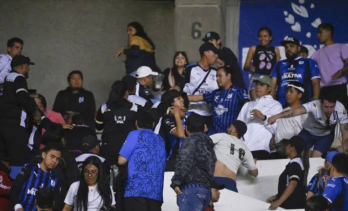 Regresa la violencia entre aficionados en Querétaro