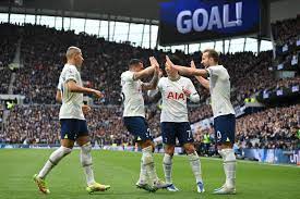Tottenham fracasa para tomar tercera plaza del fútbol inglés