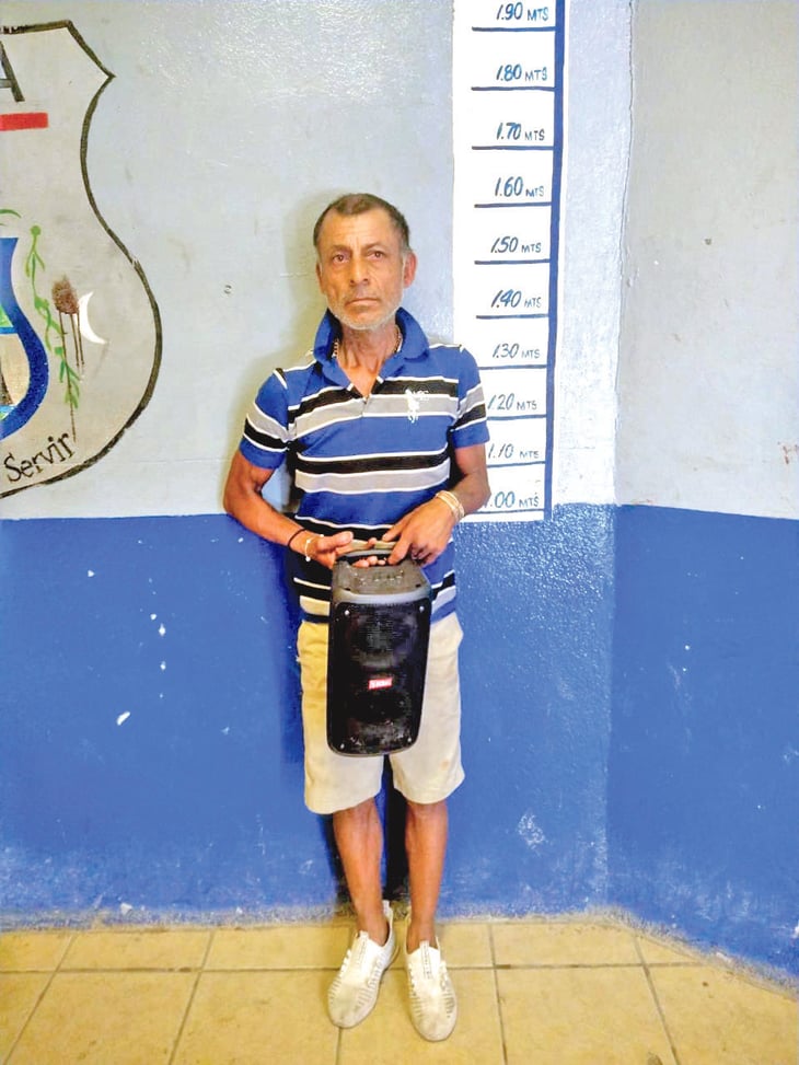 Ladrón fue detenido por robo a casa habitación en Colinas de Santiguo
