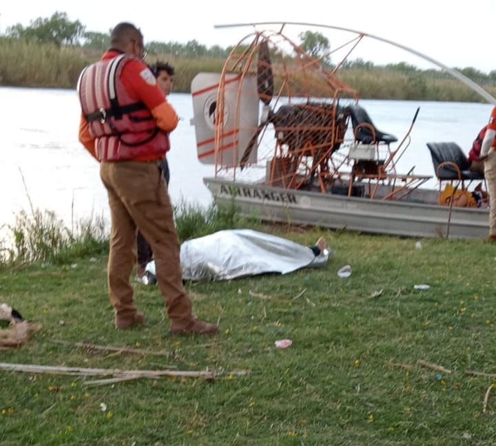 Migrante hondureño muere a orillas del Río Bravo