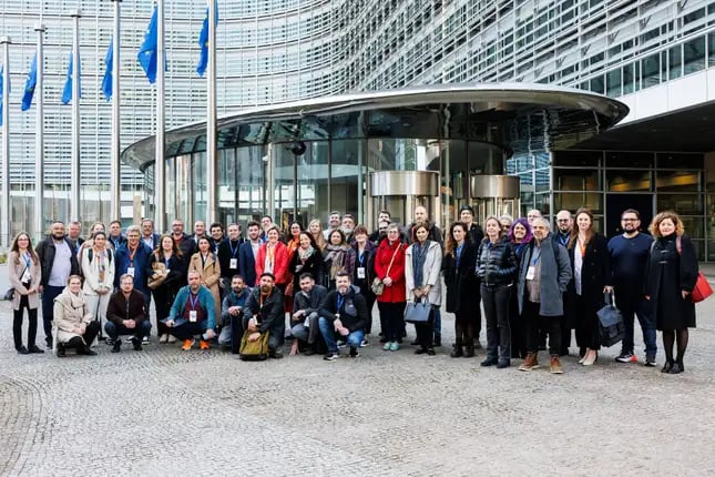 La Comisión Europea reúne a 150 ciudadanos aleatorios en Bruselas para discutir el metaverso