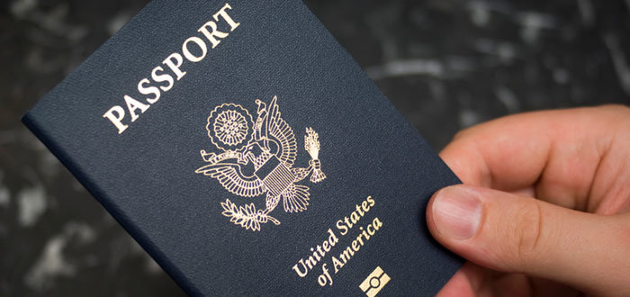 Recomiendan a estadounidenses tramitar su pasaporte 