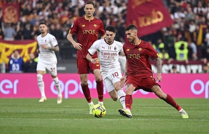 Roma y Milan empatan en un duelo directo por los puestos de Champions