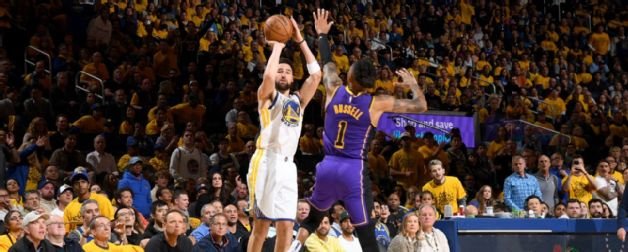 Warriors gana el segundo juego a los Lakers y pone la serie 2-0