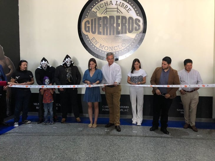 Biblioteca Pape expone ‘Lucha Libre Guerreros en Monclova’