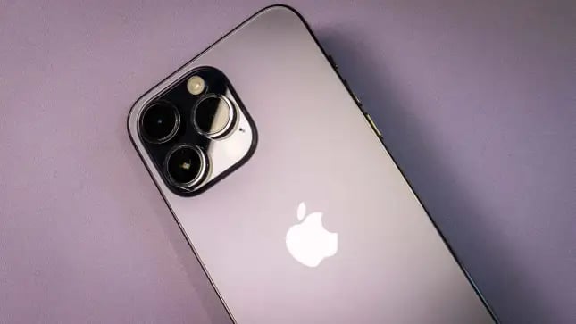 El iPhone 15 Max vendría con cámara tipo periscopio y zoom óptico de hasta 6x según una nueva filtración
