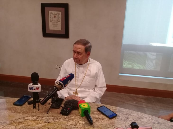 El Papa dialoga tema de migración con obispos de PN