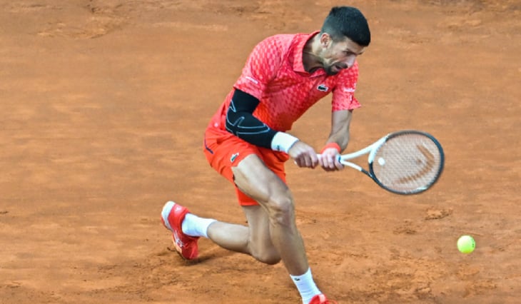 Novak Djokovic avanza en Roma ante un combativo Etcheverry 