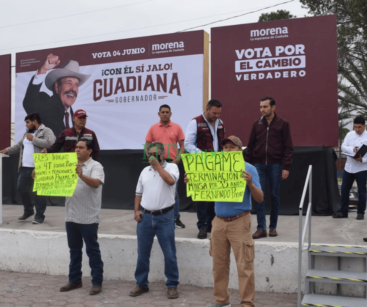 Mítin de Armando Guadiana lleno de protestas