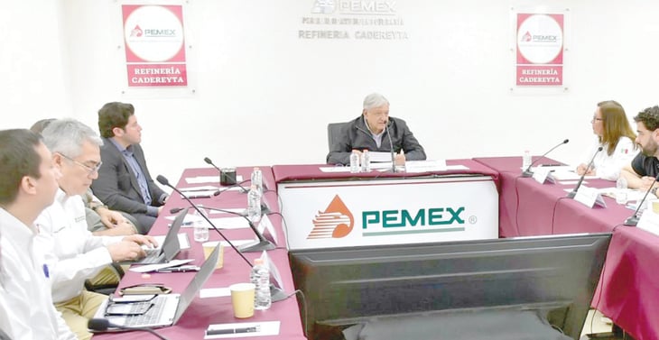 AMLO justifica insultos: 'Es campaña contra Pemex'