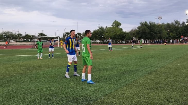 Deportivo Fénix vence al campeón del torneo de fútbol soccer