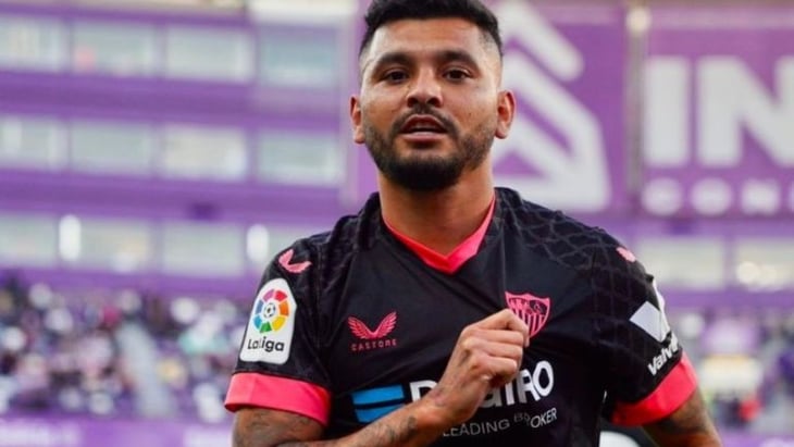 Tecatito Corona reapareció en el Sevilla con un golazo ante el Valladolid